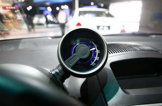 Illustration for article titled BYD F0 Sport Unveiled At Guangzhou Auto Show